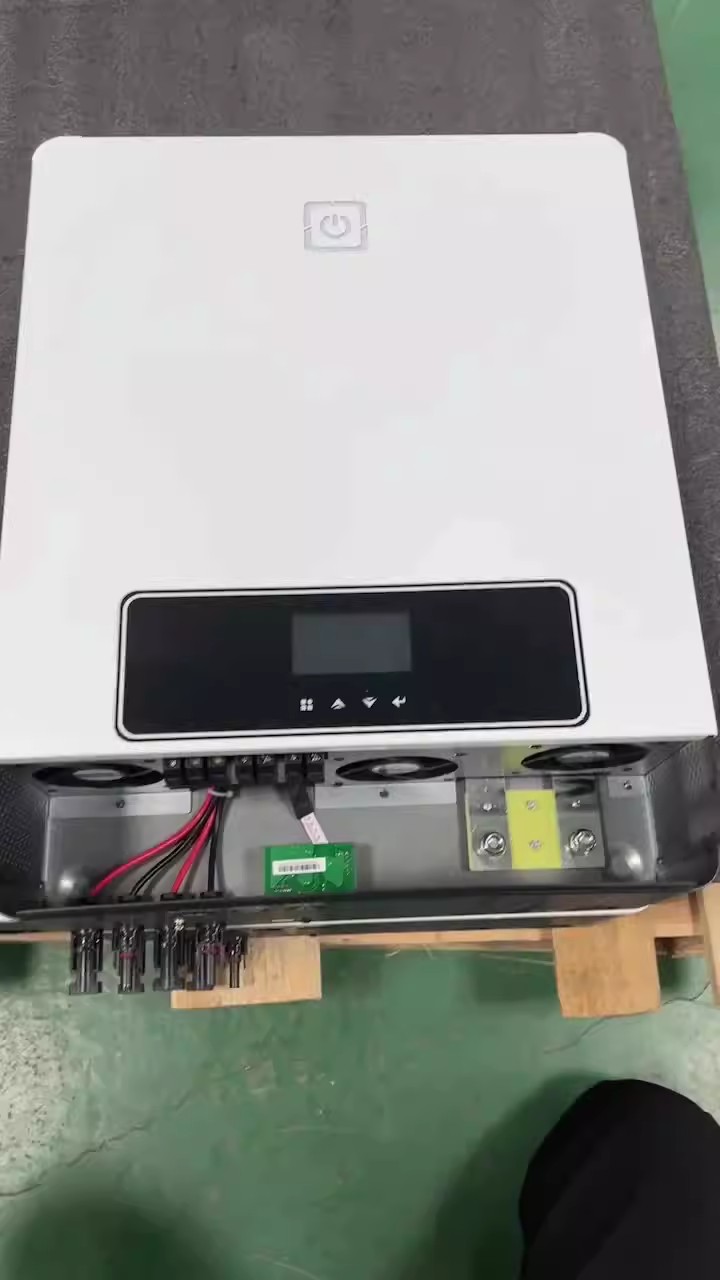 DSBsolar 8200W 48V Off-Grid/Grid-Connected Solar Inverter Dual Pv And Output Pure Sine Wave